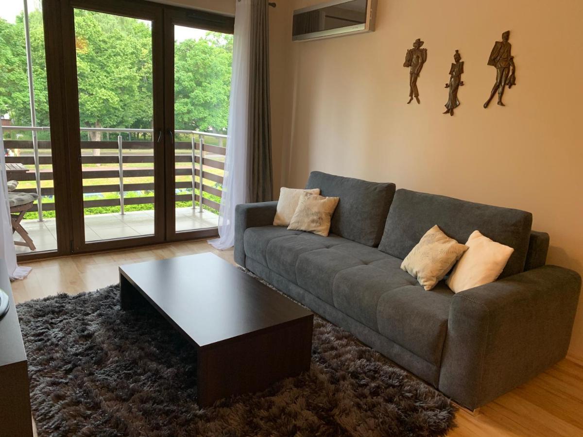 Ast Apartment *